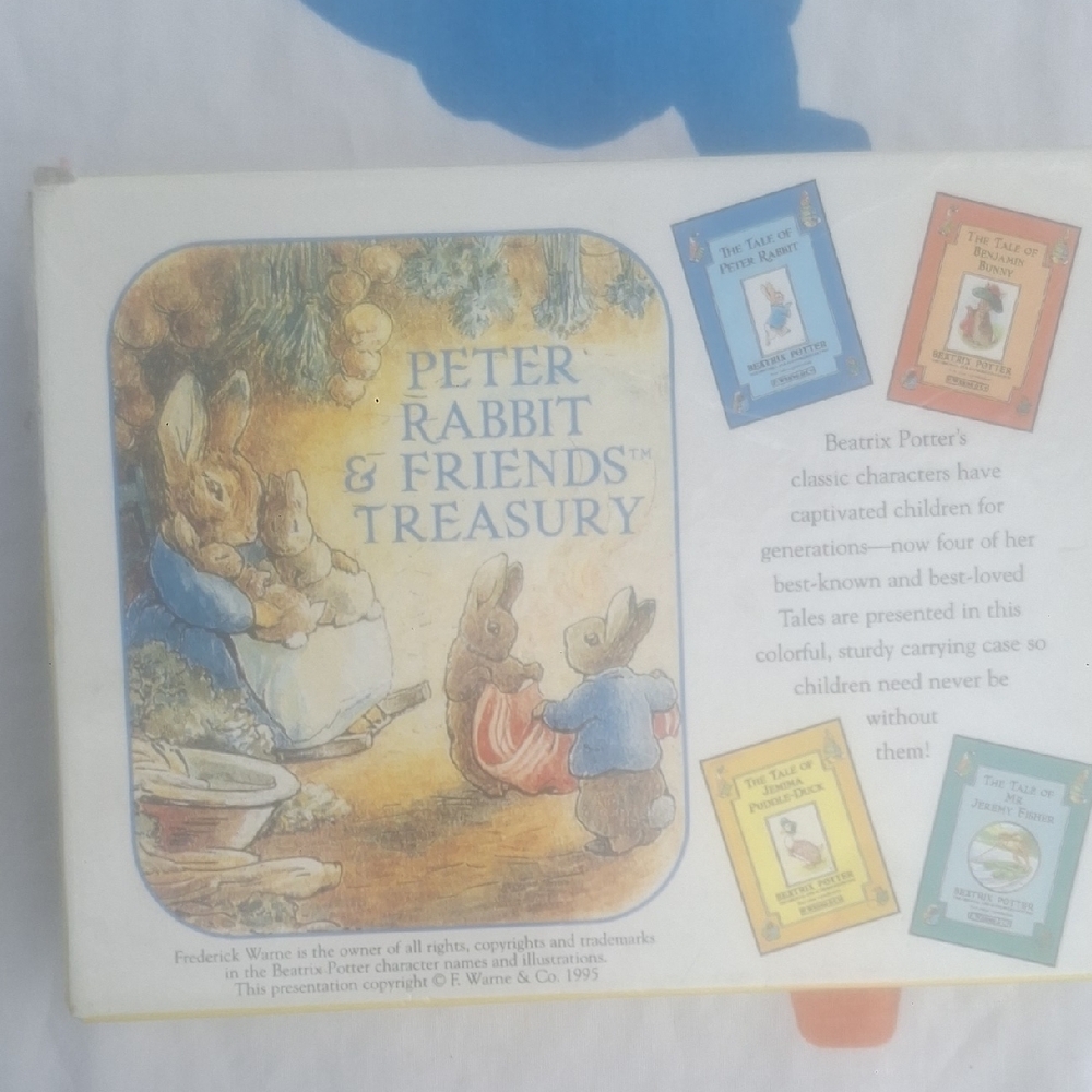 Peter Rabbit & Friends Treasury Book Set - Picture 4 of 4